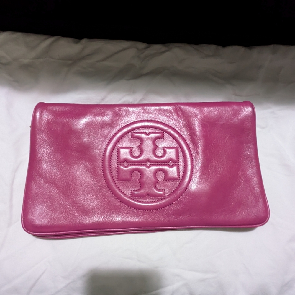 Woman's Tory Burch clutch purse
